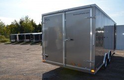 Double Rear Cargo Doors