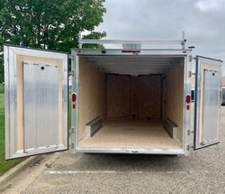 Self Mating Double Rear Doors w/Ramps & Stainless Steel Hasps ILO Ramp Door